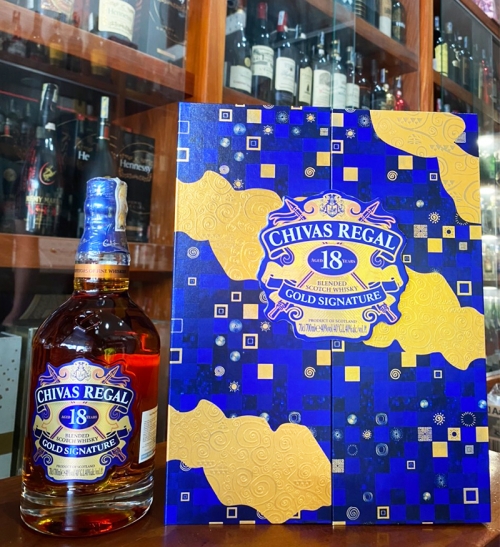 Chivas18 years hộp quà 2022